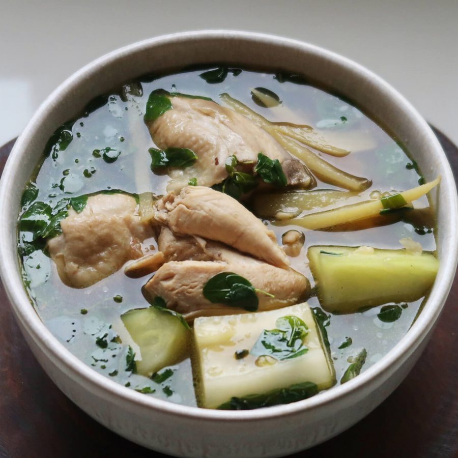 Tinolang Manok With Papaya And Malunggay - Geoffreview